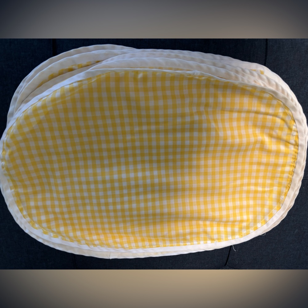 Yellow Gingham Oval Placemat